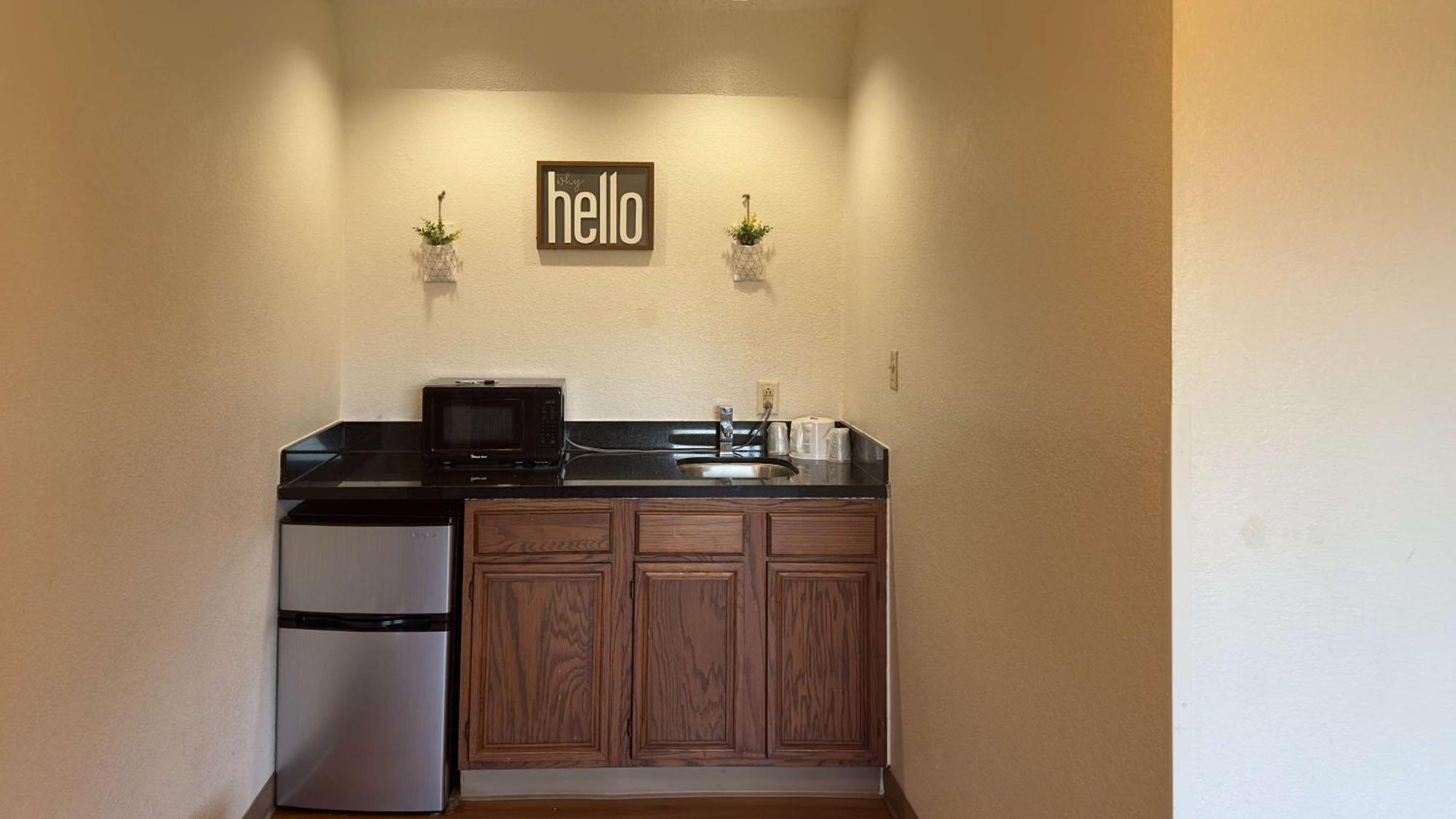 Motel 6-Waterloo, Ia Ngoại thất bức ảnh